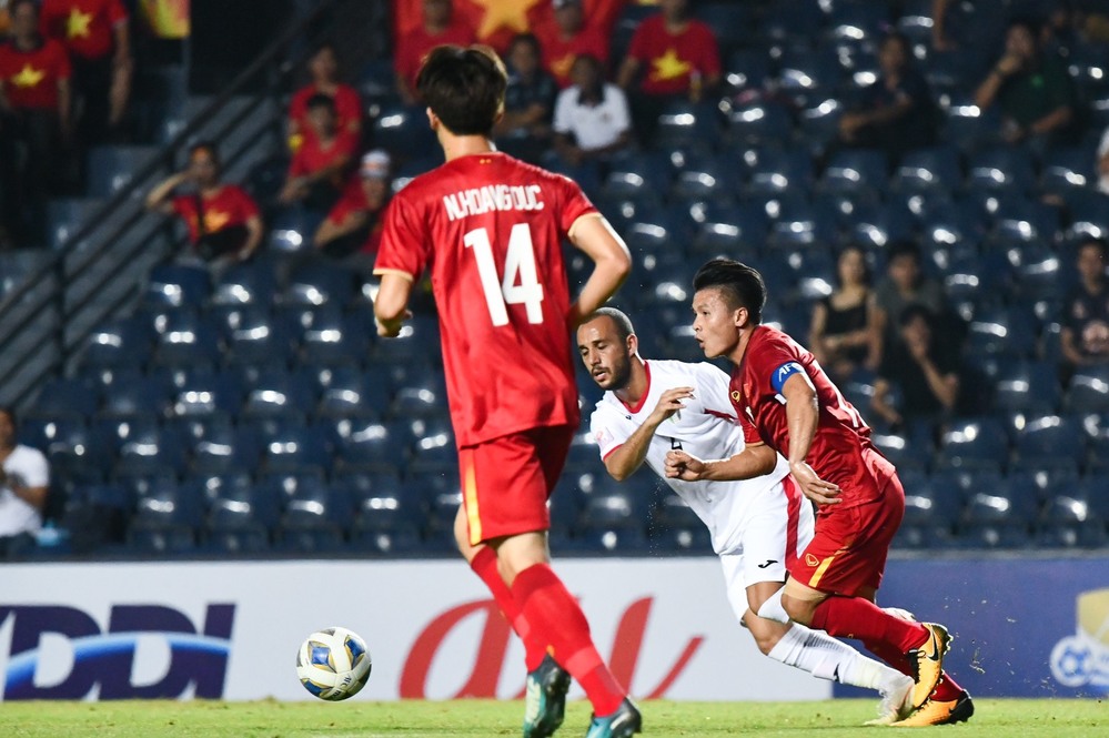  
U23 Việt Nam thất bại hoàn toàn tại U23 châu Á, một phần cũng vì không thể có được sự phục vụ của Văn Hậu. (Ảnh: Instagram).