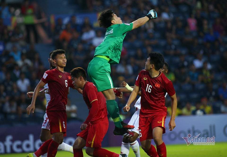  
Tiến Dũng chơi lăn xả và chính xác trong 2 lượt trận trước đỏ ở bảng D, VCK U23 châu Á (Ảnh: Vietnamnet)