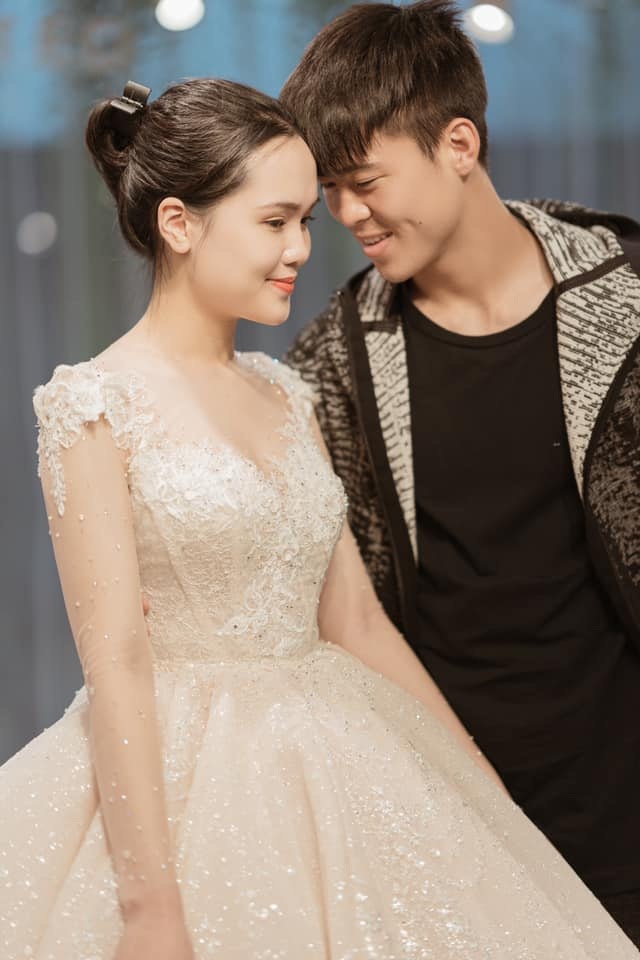  
Duy Mạnh và Quỳnh Anh sẽ tổ chức đám cưới vào ngày 09/02 tới.