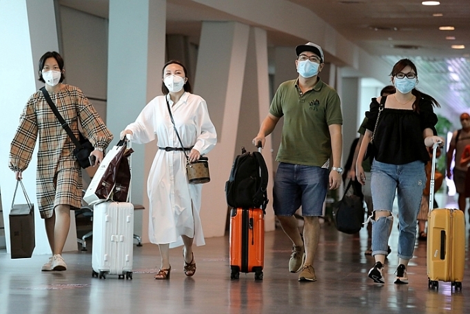 Ngay sau khi được tìm ra, 67 người trên sẽ được yêu cầu cách ly trong vòng 14 ngày theo đúng khuyến cáo của Bộ Y tế (Ảnh minh họa: Báo Công thương)