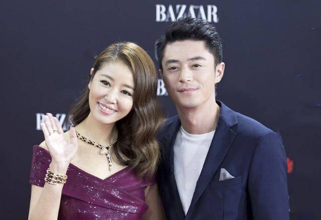  
Netizen nghi ngờ tin cặp đôi đón con thứ 2 là không chính xác. (Ảnh: Baidu).
