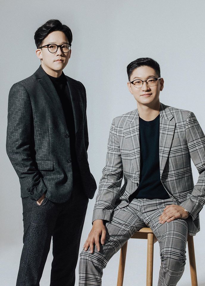 Hai CEO mới của SM Entertainment gây chú ý vì ngoại hình như tài tử