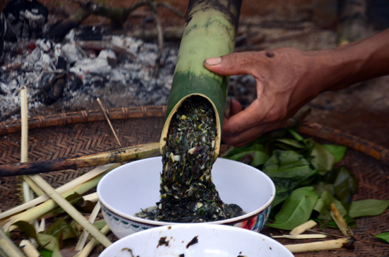  
Món ăn đặc trưng tại Đắk Nông là canh thụt đọt mây. (Ảnh: _nhi.mie)