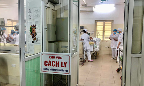 Chi phí điều trị Covid-19: Singapore và Mỹ thu giá đắt đỏ