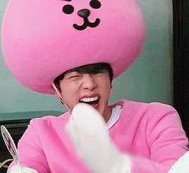  
Fan Kpop được dịp "cười ná thở" trước những nghề tay trái bất đắc dĩ của sao Hàn! (Ảnh: Pinterest)