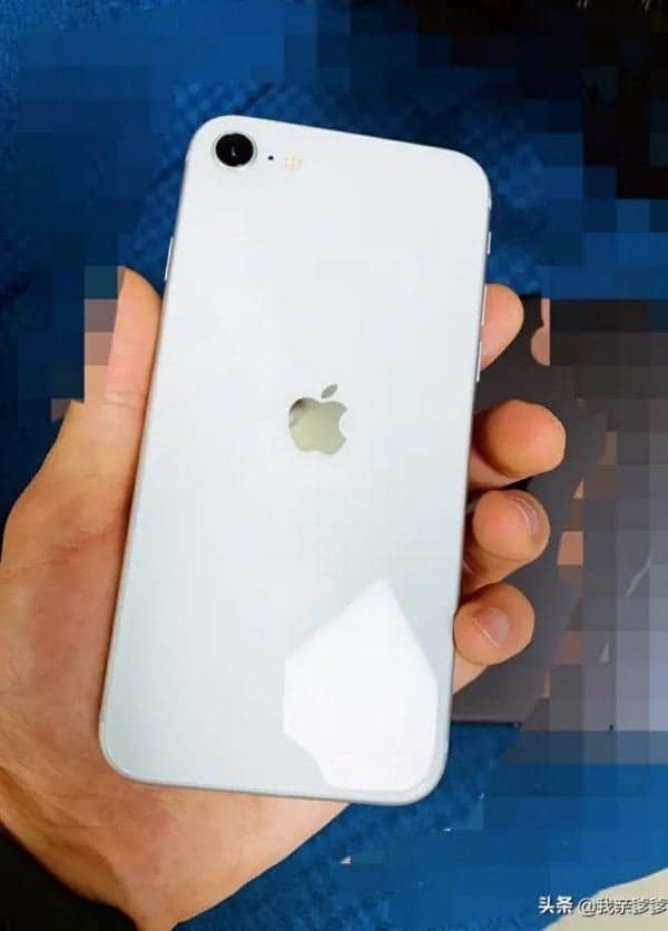 Rộ tin đồn iPhone 9 có màu xanh ngọc kèm logo táo khuyết phát sáng