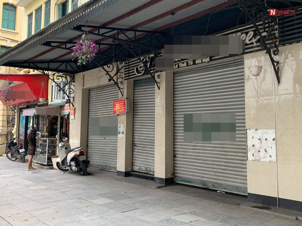  
Nhiều cửa hàng tại Hà Nội đóng cửa (Ảnh: Thanh niên)