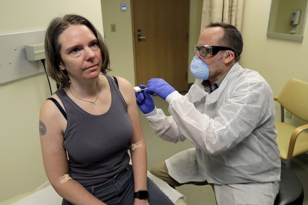  
Các nhà khoa học Mỹ đang tiến hành thử nghiệm lâm sàng vaccine ngừa Covid-19. Ảnh: Daily Mail