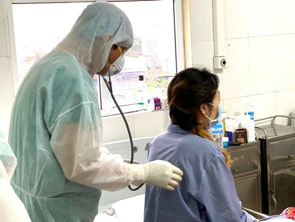  
Các bệnh nhân đang được điều trị trong tình trạng sức khỏe ổn định và thông tin Việt Nam có bệnh nhân nhiễm Covid-19 tử vong là bịa đặt (Ảnh: Tuổi trẻ)