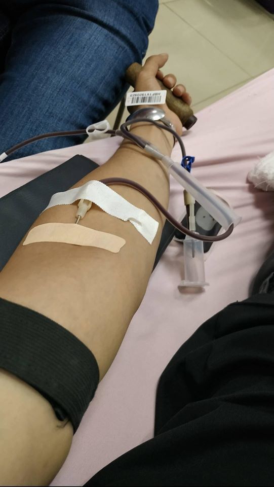  
Hành động hiến máu cứu người được đông đảo người trẻ ủng hộ. (Ảnh: Nguyễn Thanh Việt)