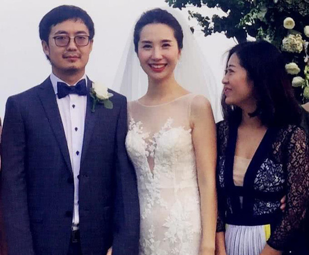  
Tưởng Phàm và vợ trong ngày cưới. (Ảnh: Baidu).