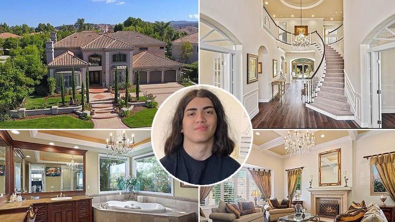  
Cậu bé vừa tậu căn nhà triệu đô cho chính bản thân sau sinh nhật tròn 18 tuổi. (Ảnh: Metro)