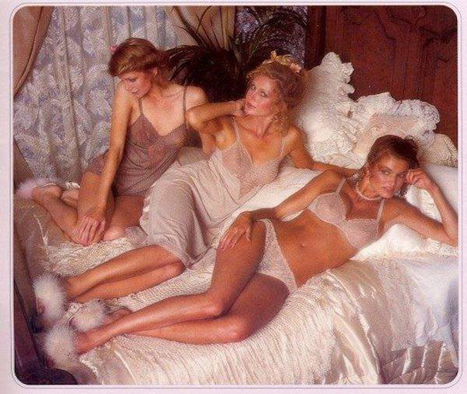  
Hình ảnh trên catalog của Victoria's Secret năm 1979. (Nguồn ảnh: Vintage News Daily)