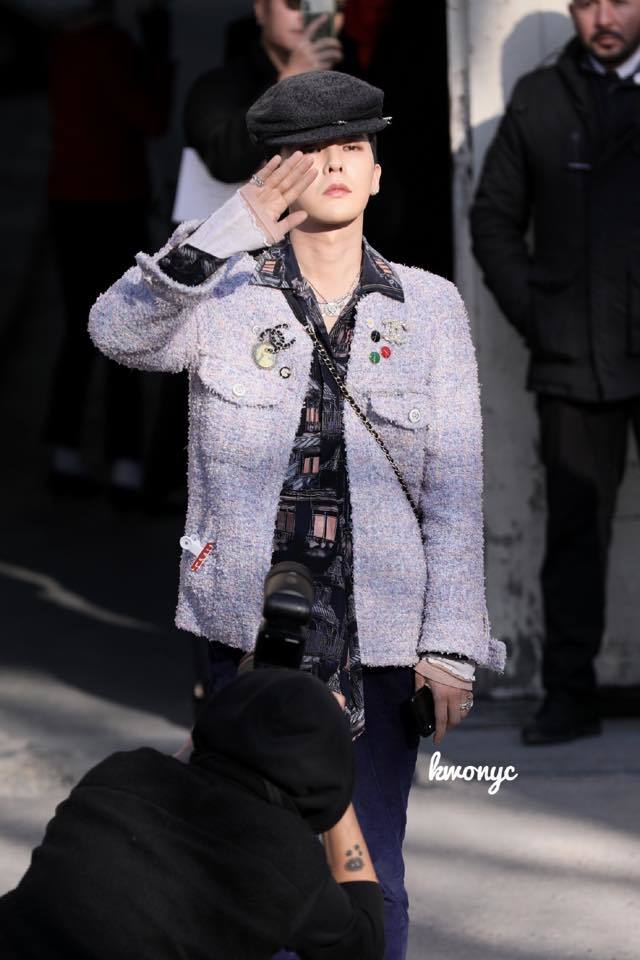  
G-Dragon sau xuất ngũ tham gia nhiều hoạt động khác nhau. (Ảnh: Kwonyc).