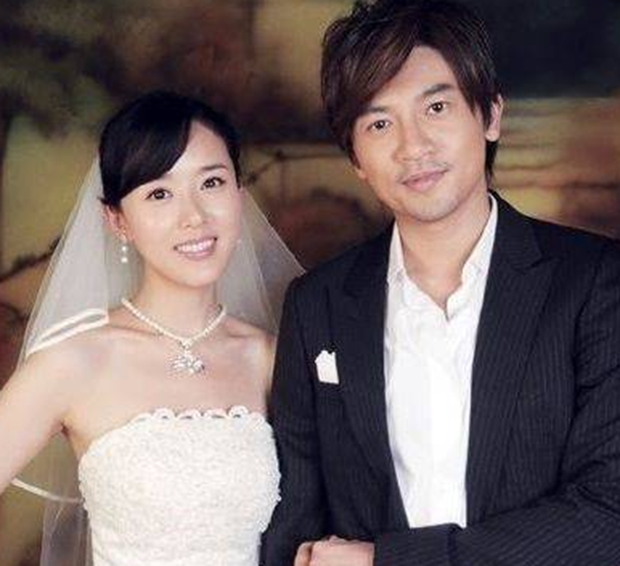  
Bức ảnh đám cưới đồn thổi Tô Hữu Bằng kết hôn bí mật nhiều năm trước. (Ảnh: Sohu)