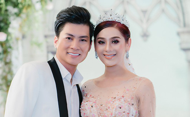  
Phi Hùng đã xác nhận ly dị với Lâm Khánh Chi - Tin sao Viet - Tin tuc sao Viet - Scandal sao Viet - Tin tuc cua Sao - Tin cua Sao