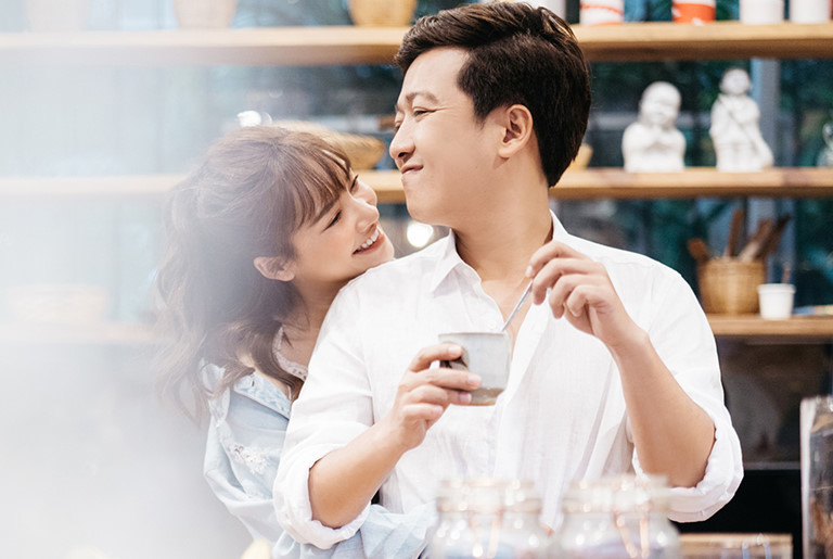 Trường Giang - Nhã Phương là một trong những cặp đôi được ngưỡng mộ nhất nhì showbiz.