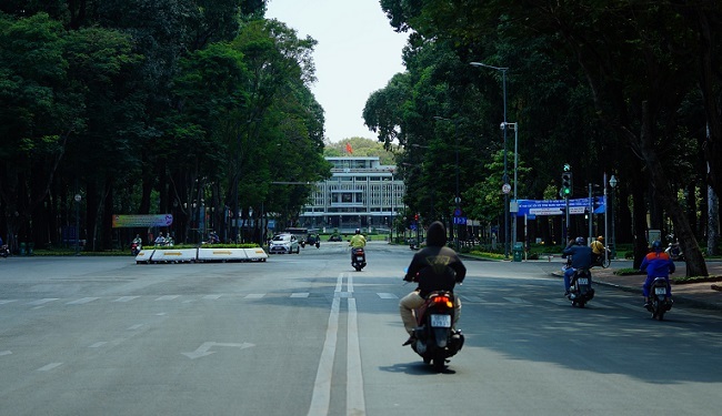  
Thành phố Hồ Chí Minh ngừng giãn cách xã hội từ 0g ngày 23/4​. (Ảnh: Tuổi Trẻ)