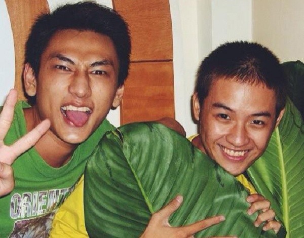  
Issac và Thanh Duy thời còn cùng dự thi Vietnam Idol, cặp sao đen nhẻm và gầy hơn nhiều so với thời điểm hiện tại. (Ảnh: Minh họa)