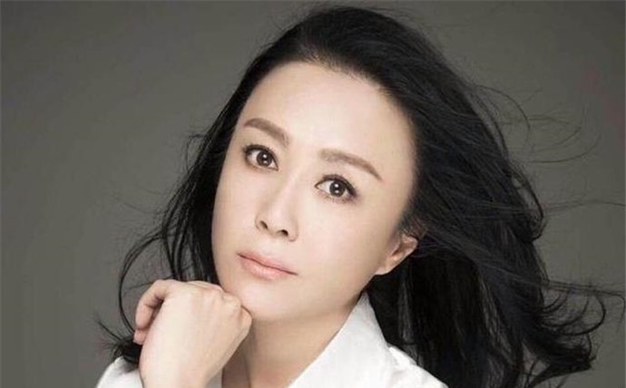  
Nhan sắc không hề thay đổi sau nhiều năm của nữ diễn viên họ Phó. (Ảnh: yisuyuedu.com)