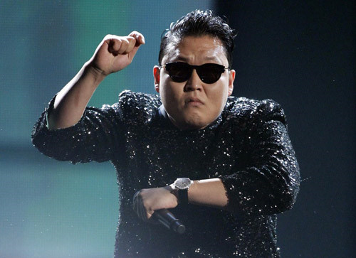  
Nguồn thu nhập của PSY đến từ các bản hit đình đám của anh, riêng Gangnam Style đã thu về 1/3 khối tài sản cho nam ca sĩ. (Ảnh: Naver)