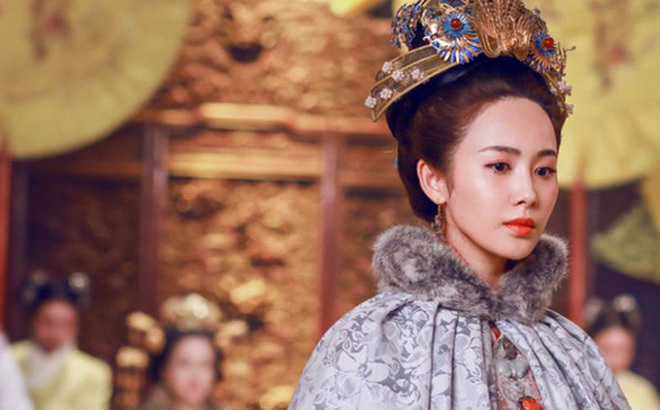  
Chỉ vì một chút thất nghi trước mặt Hoàng đế đã khiến Trần Hoàng Hậu sảy thai. (Ảnh minh họa: Weibo)