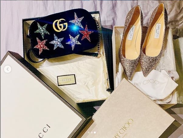  
Giày cao gót cùng túi hiệu đến từ những thương hiệu nổi tiếng cũng được Hari Won tậu thường xuyên. (Ảnh: Instagram NV) - Tin sao Viet - Tin tuc sao Viet - Scandal sao Viet - Tin tuc cua Sao - Tin cua Sao