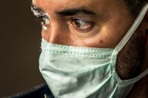  
Bác sĩ tìm thấy mầm bệnh từ mắt của bệnh nhân Covid-19 rất lâu sau đó khi nó đã bị tiêu diệt ở mũi. (Ảnh: nypost)