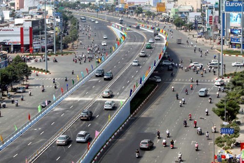  
Một số tuyến đường nội thành ở Thành phố Hồ Chí Minh sẽ được đổi thành 1 chiều sang 2 chiều theo khung giờ. (Ảnh: VOV)