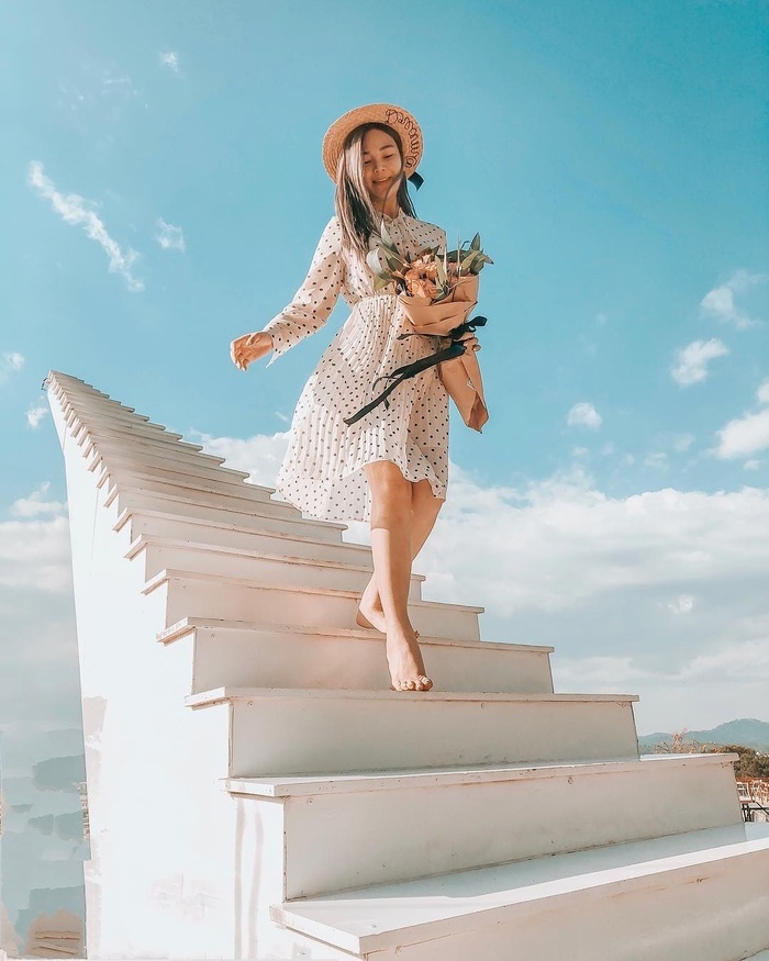  
"Cầu thang vô cực" Đà Lạt lọt top cầu thang sống ảo đẹp nhất thế giới​. (Ảnh: Pinterest)
