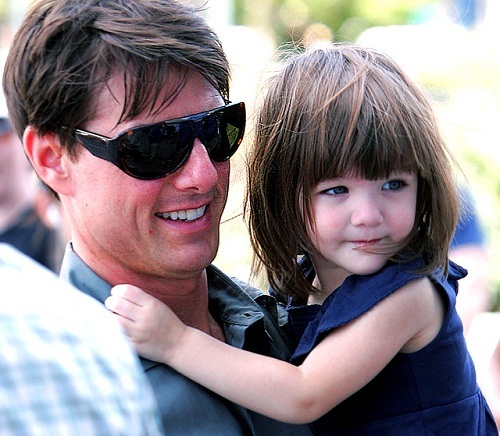  
Tài tử Tom Cruise không tiếc tất cả để chiều chuộng cô công chúa nhỏ của mình. (Ảnh: I.G)