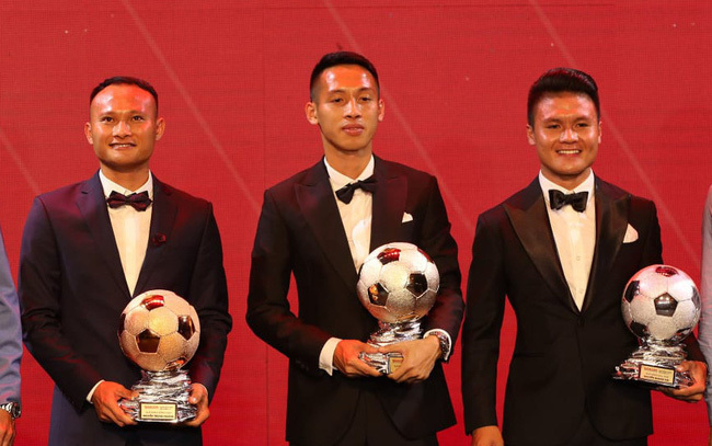  
Các cầu thủ được vinh danh ở cuộc bầu chọn Quả bóng vàng năm 2019 (Ảnh: VTV)