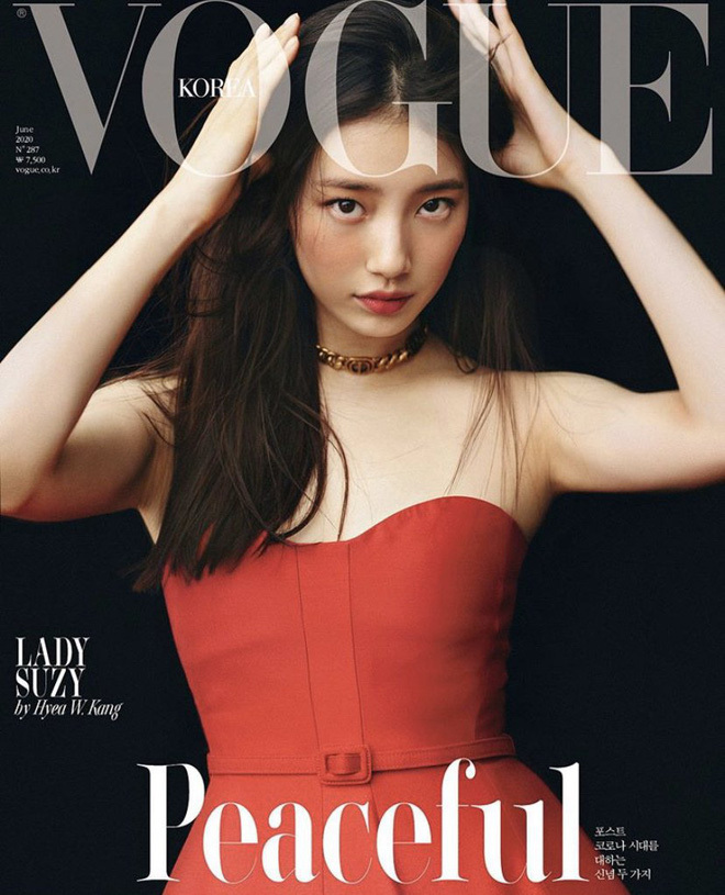  
Tạp chí Vogue vừa công bố hình ảnh mới của Suzy trên trang bìa số tháng 6. Chiếc váy đỏ và lối trang điểm không quá cầu kỳ tôn lên nhan sắc của mỹ nhân xứ kim chi. Ảnh: Vogue