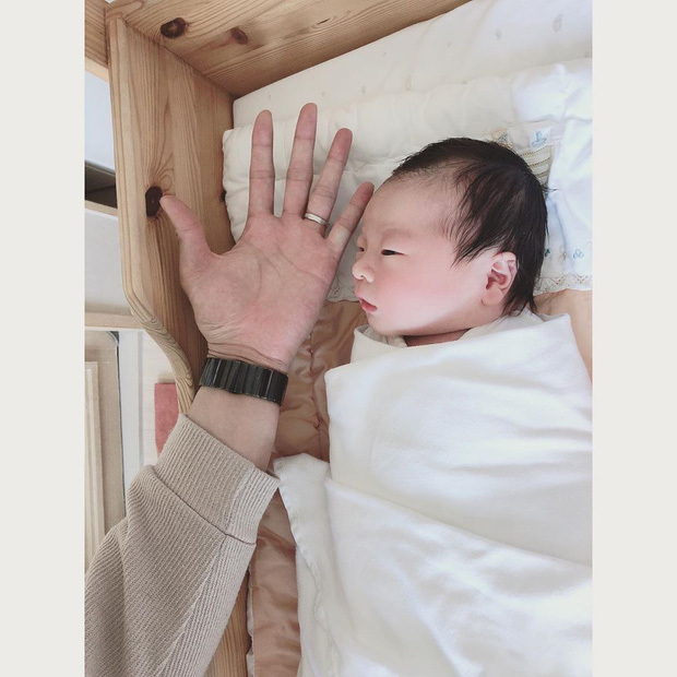  
Ahreum đã hạ sinh con trai đầu lòng vào 31/5 vừa qua. Ảnh: Instagram