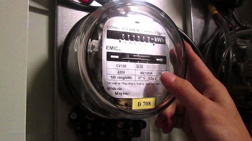  
Công tơ đo điện được lắp đặt ở nhiều hộ gia đình (Ảnh: Dân sinh)