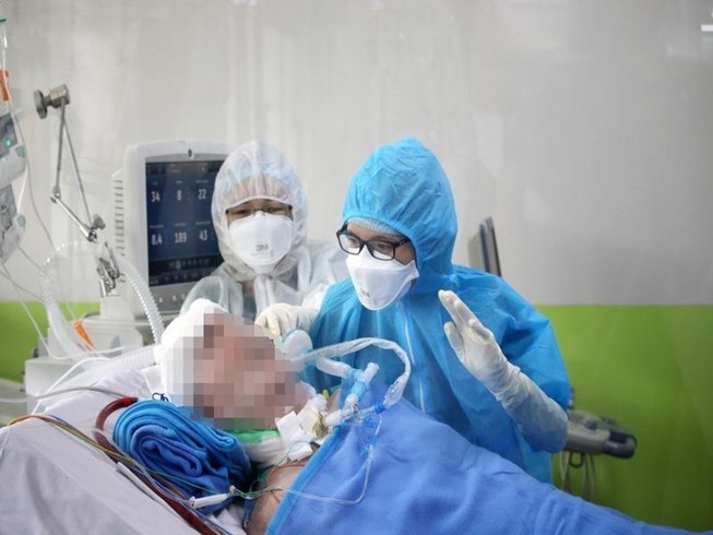  
Bệnh nhân 91 đã hồi phục là một tín hiệu đáng mừng của ngành Y tế Việt Nam. (Ảnh: Pháp Luật Online)