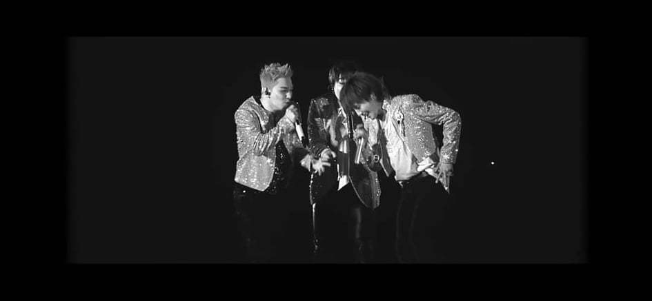  
Chỉ có hình ảnh của 3 thành viên BIGBANG vui đùa trên sân khấu Last Dance tour. Ảnh: Chụp màn hình