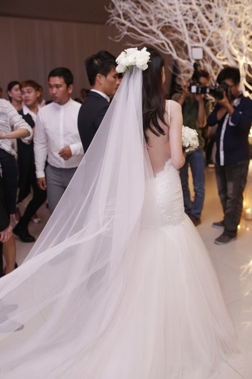  
Chiếc váy cưới với thiết kế cầu kỳ. (Ảnh: Pinterest).