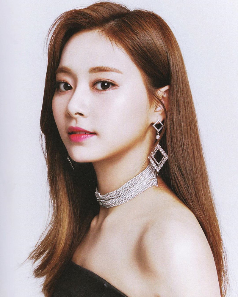 Tzuyu là ai? Tiểu sử, sự nghiệp và đời tư nữ idol nhóm TWICE