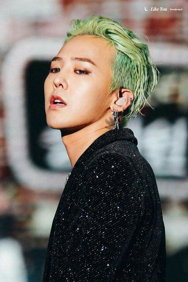  
Fan dự đoán G-Dragon có tham gia vào việc sản xuất MV của BLACKPINK. Ảnh: Chụp màn hình