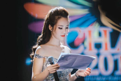  
Thụy Vân từng đạt thành tích Á hậu 2 và giải phụ Người đẹp ứng xử hay nhất trong cuộc thi Hoa hậu Việt Nam. (Ảnh: FB Thụy Vân)