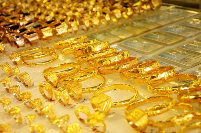  
Giá vàng trong nước ngày 5/7 giao dịch ở gần mức 50 triệu đồng/lượng (Ảnh: VOH)