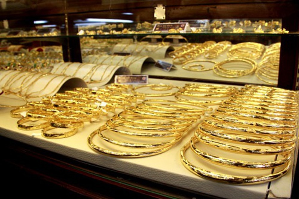  
Giá vàng trong nước được giao dịch ở ngưỡng trên 53 triệu đồng/lượng (Ảnh: Vietnamnet)