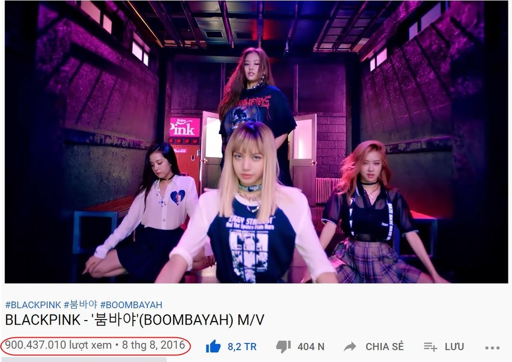 Boombayah, 900 triệu views (900 million views), YouTube: Boombayah - một trong những MV được yêu thích nhất của Blackpink đã thu về hơn 900 triệu lượt xem trên YouTube! Hãy cùng ngắm nhìn các cô nàng thể hiện màn trình diễn tuyệt vời trong MV này nhé.