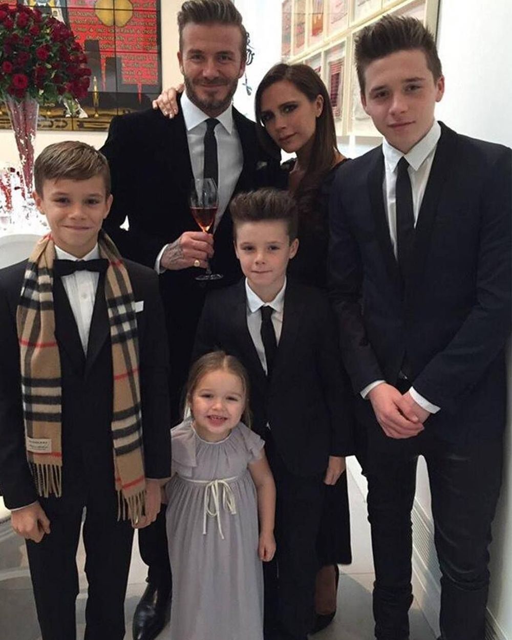  
Nhà Beckham đang rất hào hứng trước cuộc hôn nhân này. (Ảnh: IGNV)