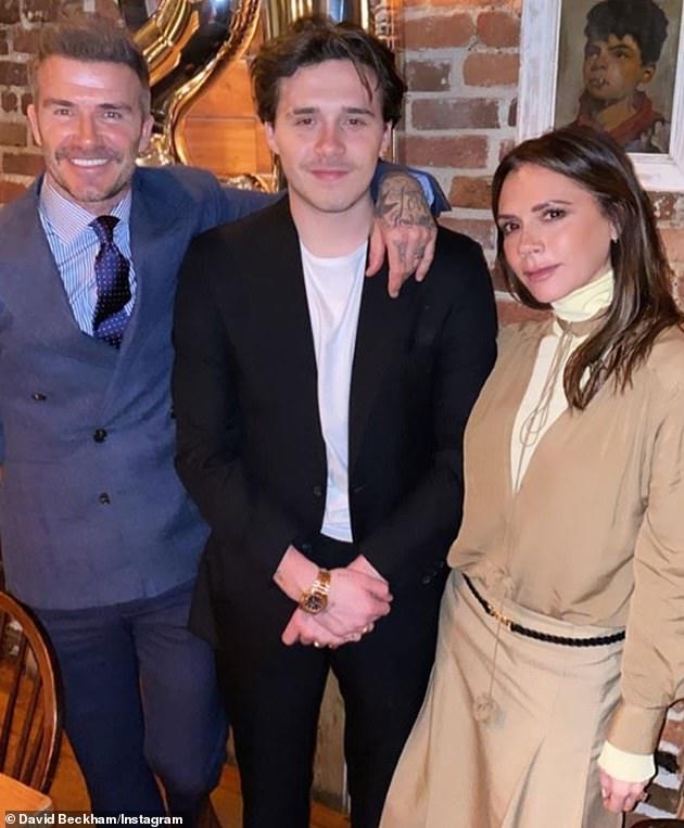  
Vợ chồng nhà Beckham chắc hẳn sẽ rất vui trước đám cưới của cậu con trai. (Ảnh: Instagram NV).