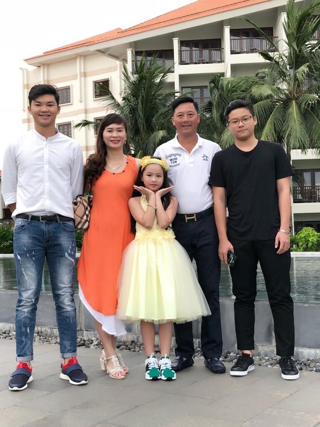  
Gia đình nhỏ hạnh phúc của danh thủ Lê Huỳnh Đức. (Ảnh: FB Lê Huỳnh Đức) 