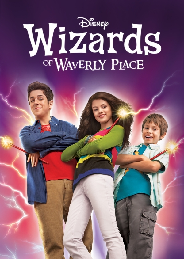  
Selena Gomez trở nên nổi tiếng với vai chính trong Wizards Of Waverly Place (Ảnh: Disney+)