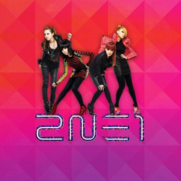  
Full album đầu tiên của 2NE1 là To Anyone. Ảnh: Pinterest