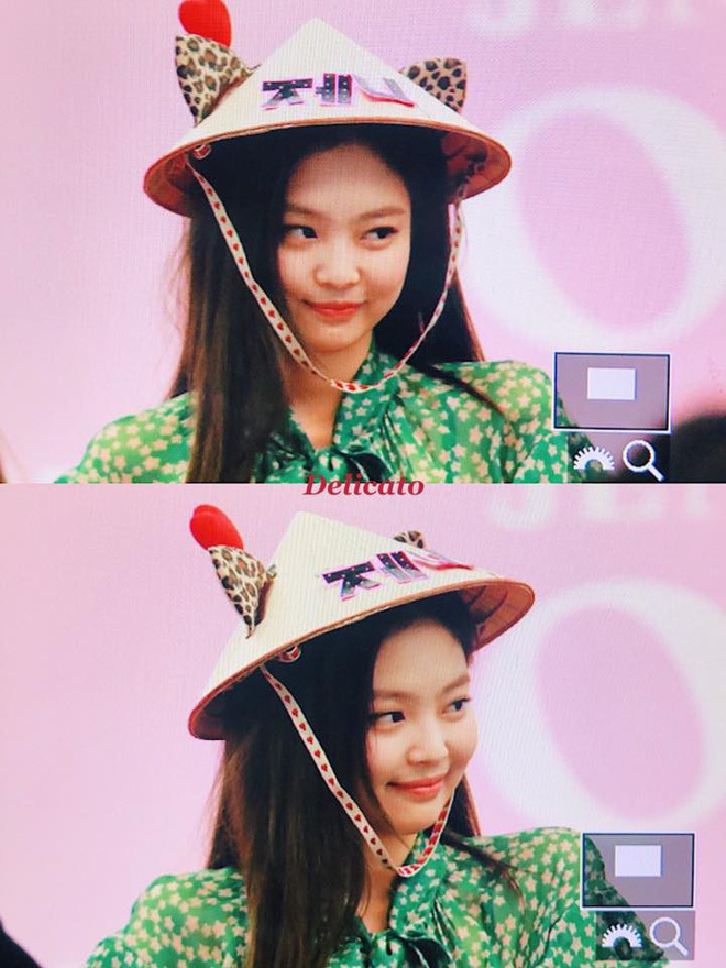  
Jennie vô cùng đáng yêu với chiếc nón lá được người hâm mộ gửi tặng (Ảnh: @DelicatoJJ)